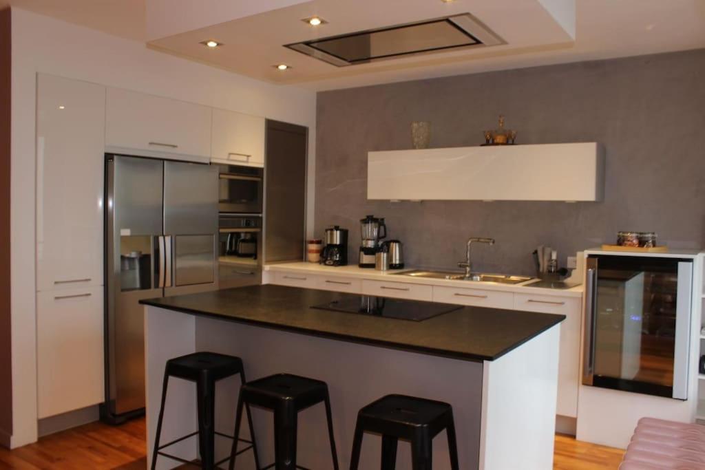 Le Jane : Centre Ville, Garage, Balcon 阿讷西 外观 照片